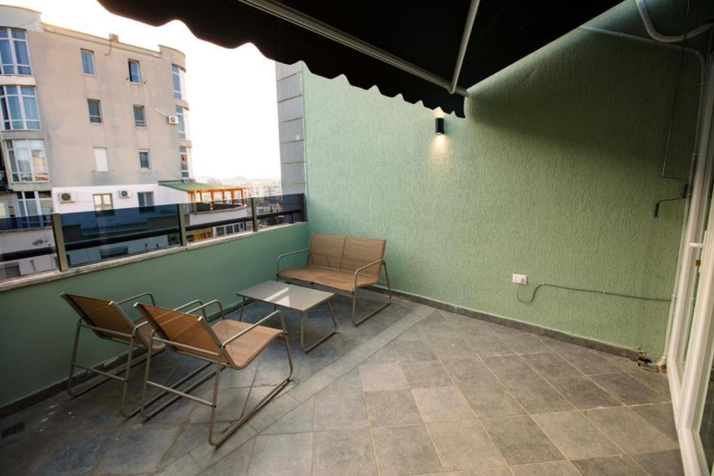Luxury Apartment At Condor Center Τίρανα Εξωτερικό φωτογραφία
